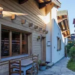 Chalet Le Bouquetin By Interhome